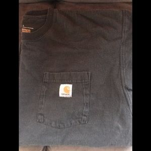 Black short sleeve t-shirt